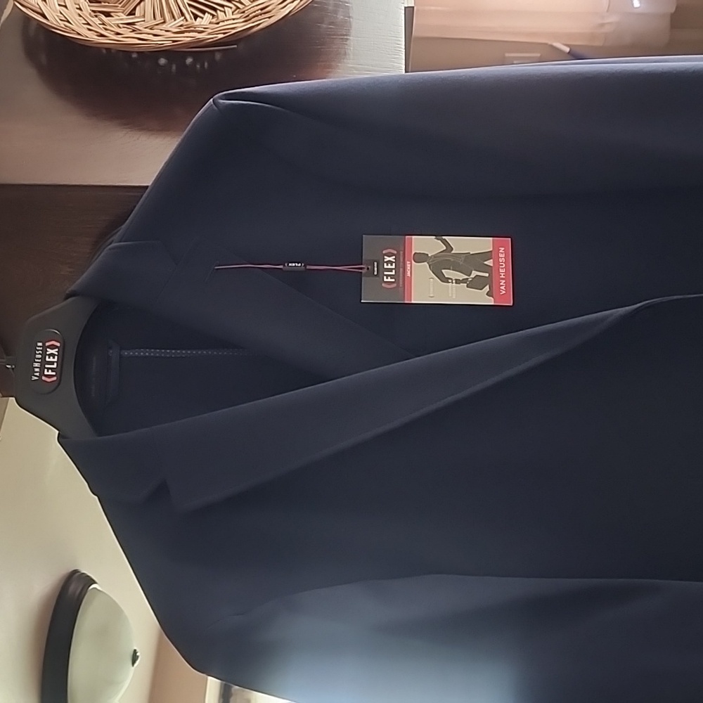 Van Heusen 48R Navy Blazer